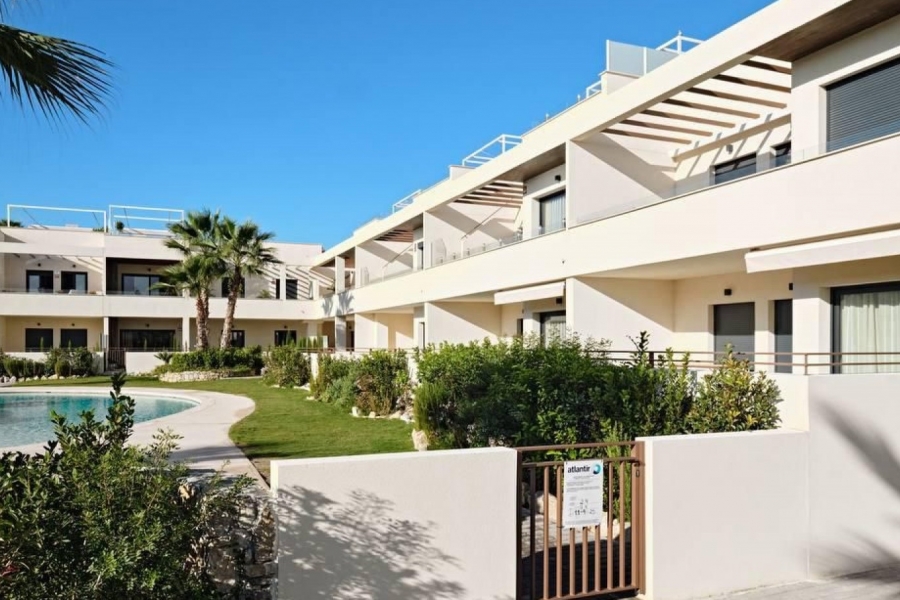 Re-Sale - Apartment - Torrevieja - La Veleta