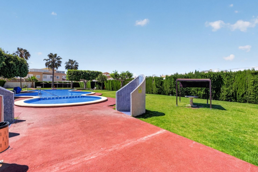 Re-Sale - Apartment - Torrevieja - Altos del Limonar
