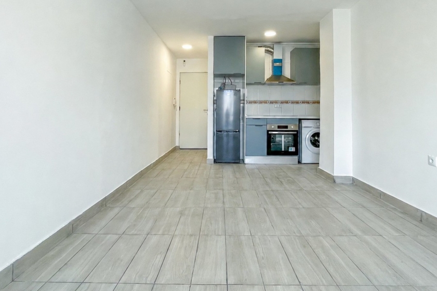 Re-Sale - Apartment - Torrevieja - Torrevieja - Centre