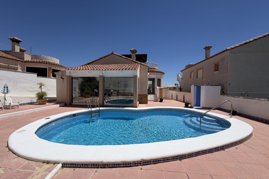 Re-Sale - Detached Villa - San Miguel de Salinas - Lake View Mansions