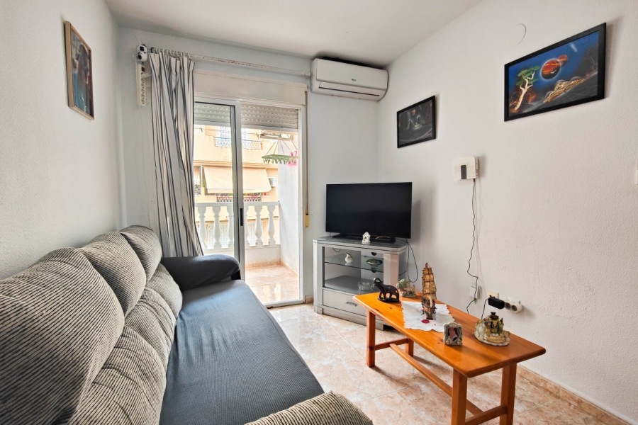 Re-Sale - Apartment - Torrevieja - Torrevieja - Centre