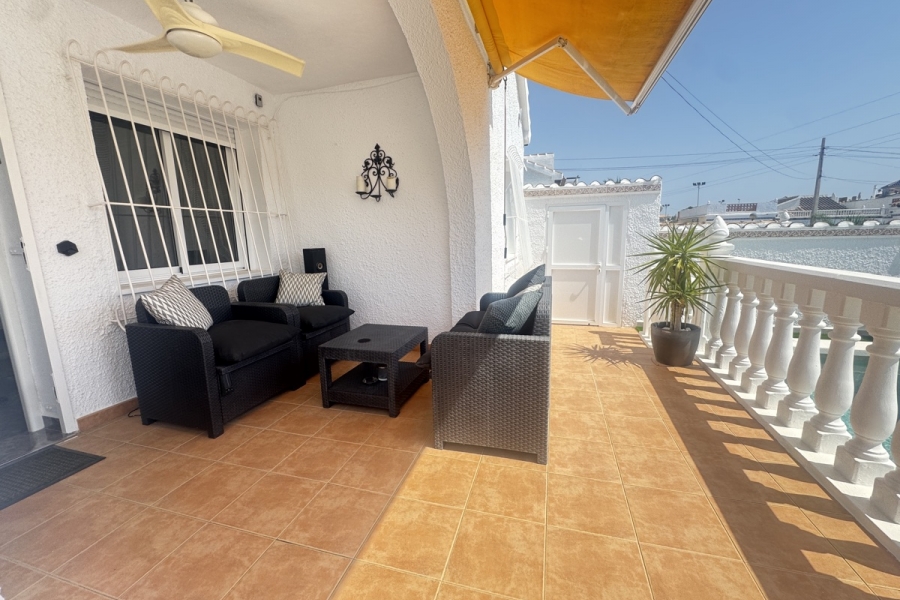 Re-Sale - Detached Villa - Orihuela Costa - Villamartin