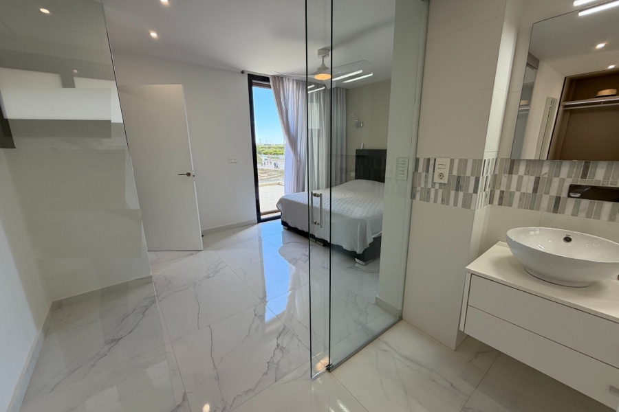 Re-Sale - Detached Villa - Ciudad Quesada - La Laguna