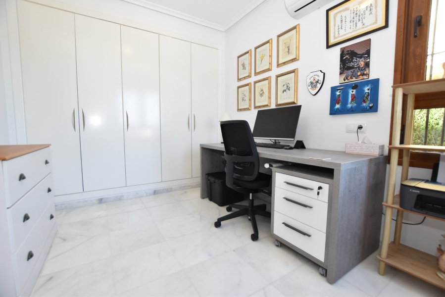 Re-Sale - Detached Villa - Algorfa - La Finca Golf Resort