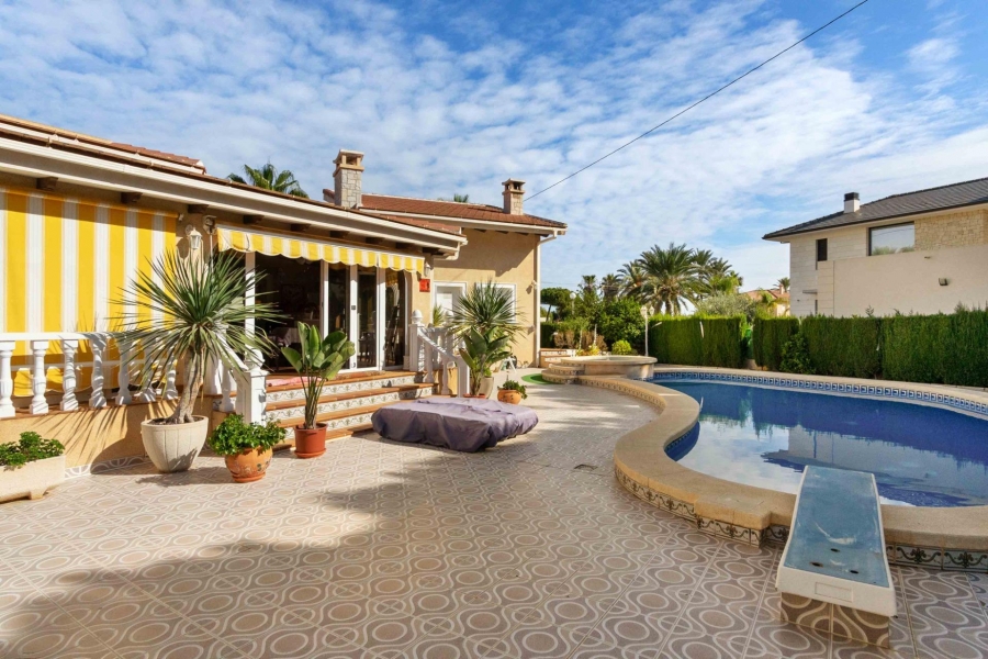 Re-Sale - Detached Villa - Orihuela Costa - Cabo Roig
