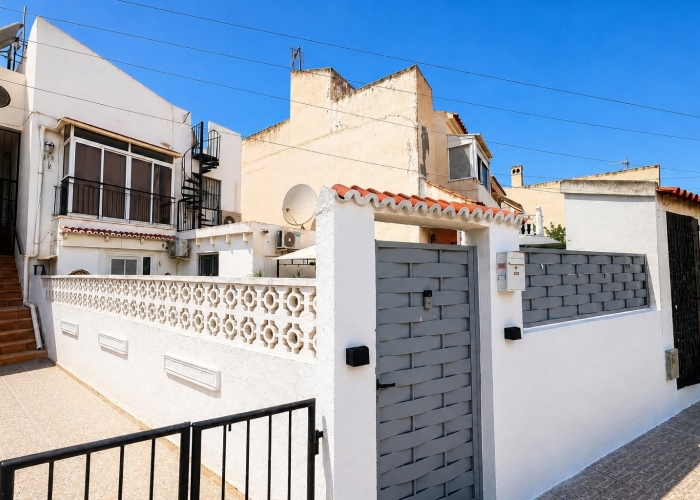 Re-Sale - Apartment - Torrevieja - El Chaparral