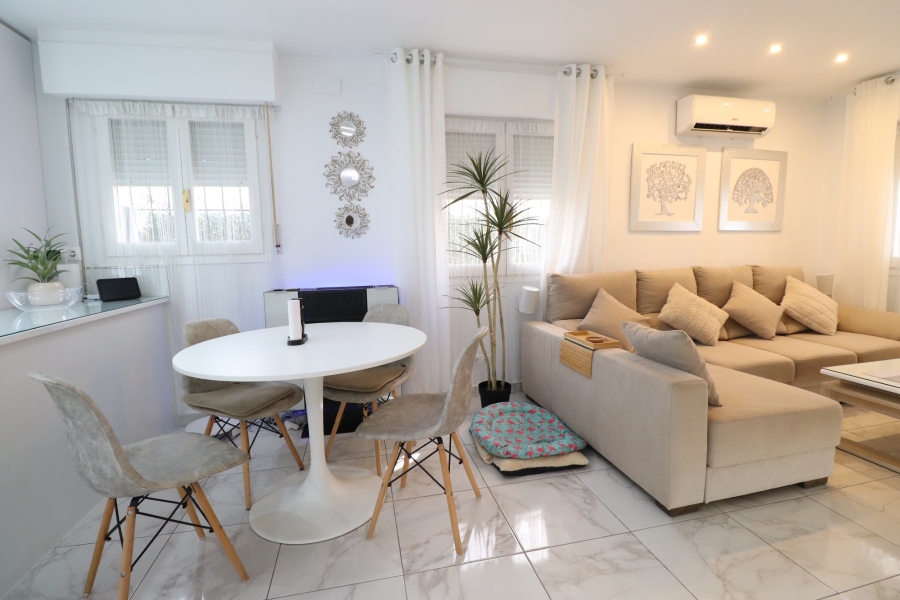 Re-Sale - Detached Villa - Orihuela Costa - La Florida