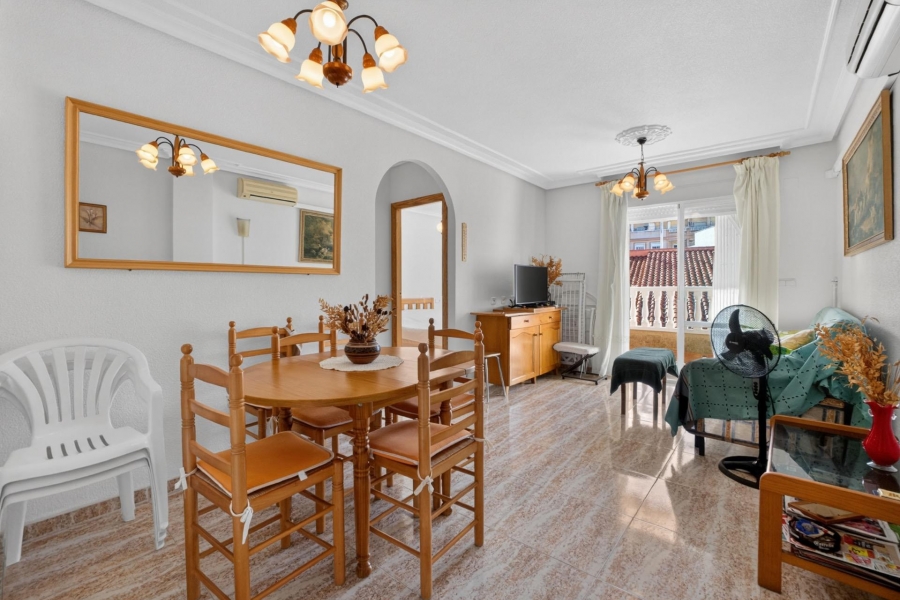 Re-Sale - Apartment - Torrevieja - Playa Los Locos
