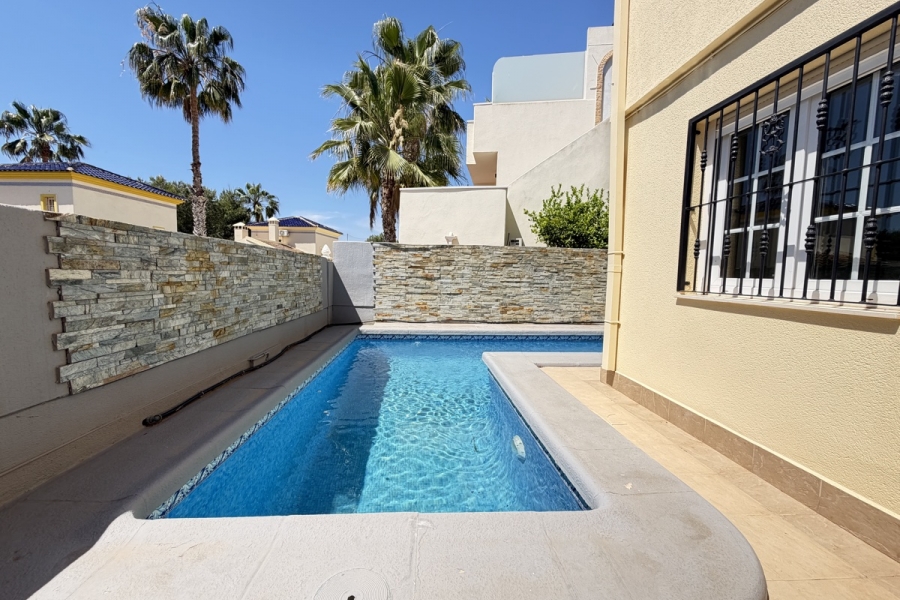Re-Sale - Detached Villa - Orihuela Costa - Las Ramblas