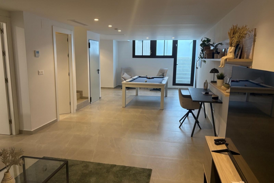 Re-Sale - Semi Detached Villa - Algorfa - La Finca Golf Resort