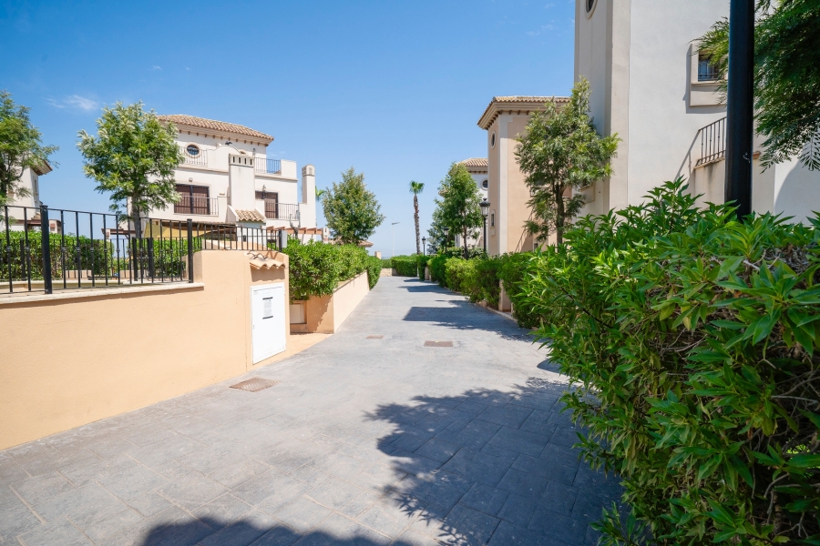 Re-Sale - Semi Detached Villa - Algorfa - La Finca Golf Resort