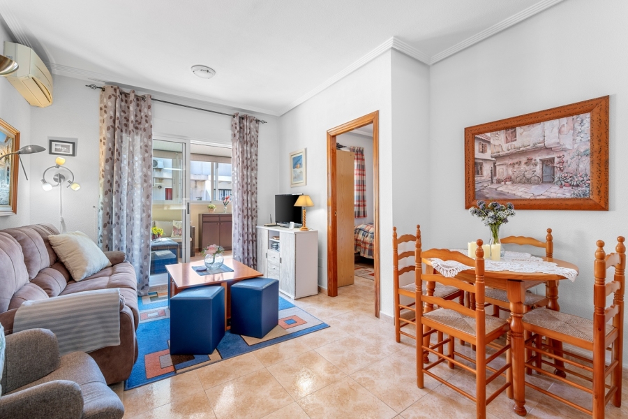 Re-Sale - Apartment - Torrevieja - Torrevieja - Centre