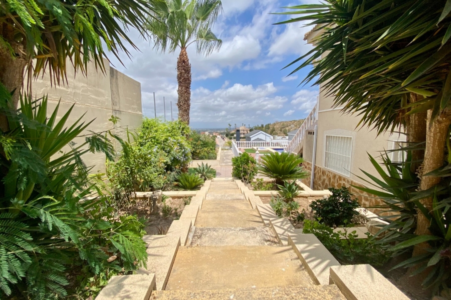 Re-Sale - Detached Villa - Algorfa - Lomas de La Juliana