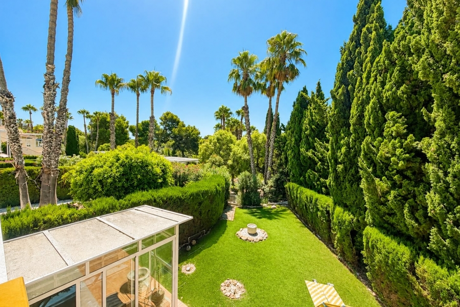 Re-Sale - Detached Villa - Orihuela Costa - Villamartin