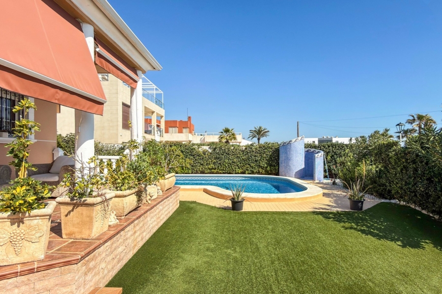 Re-Sale - Detached Villa - Torrevieja - Torrelamata - La Mata