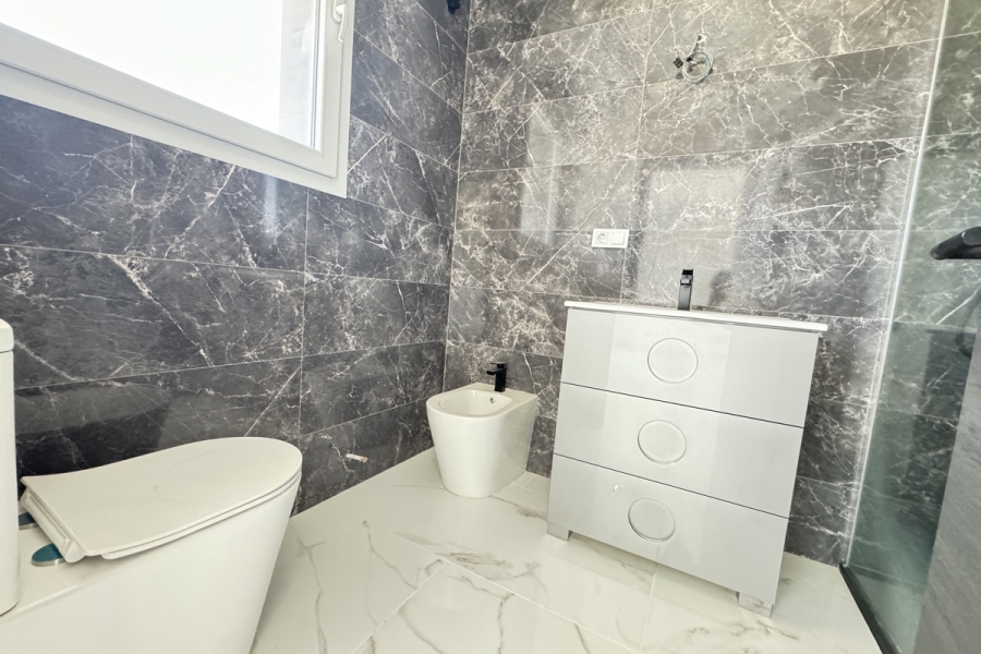 Re-Sale - Detached Villa - Orihuela Costa - Los Balcones