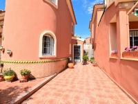 Re-Sale - Detached Villa - Orihuela Costa - Playa Flamenca