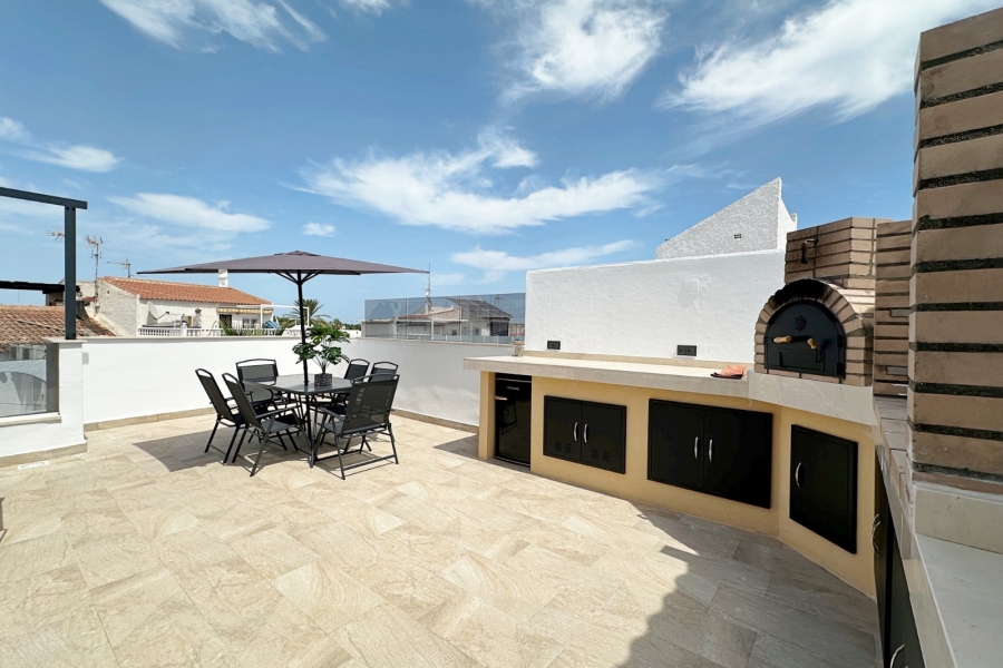 Re-Sale - Townhouse - Torrevieja - Aguas Nuevas