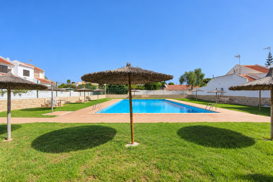 Re-Sale - Townhouse - Torrevieja - Torrevieja - Centre