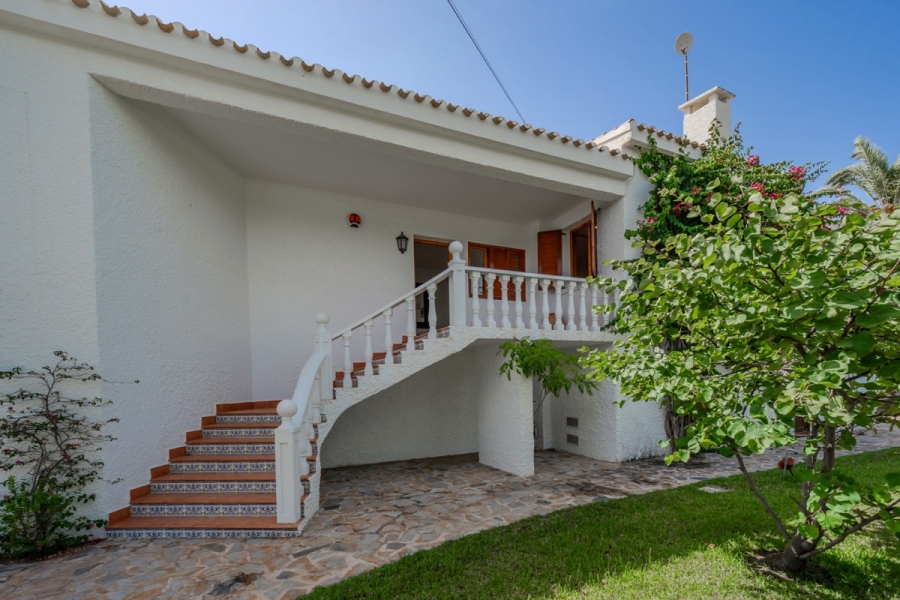 Re-Sale - Detached Villa - Orihuela Costa - Cabo Roig
