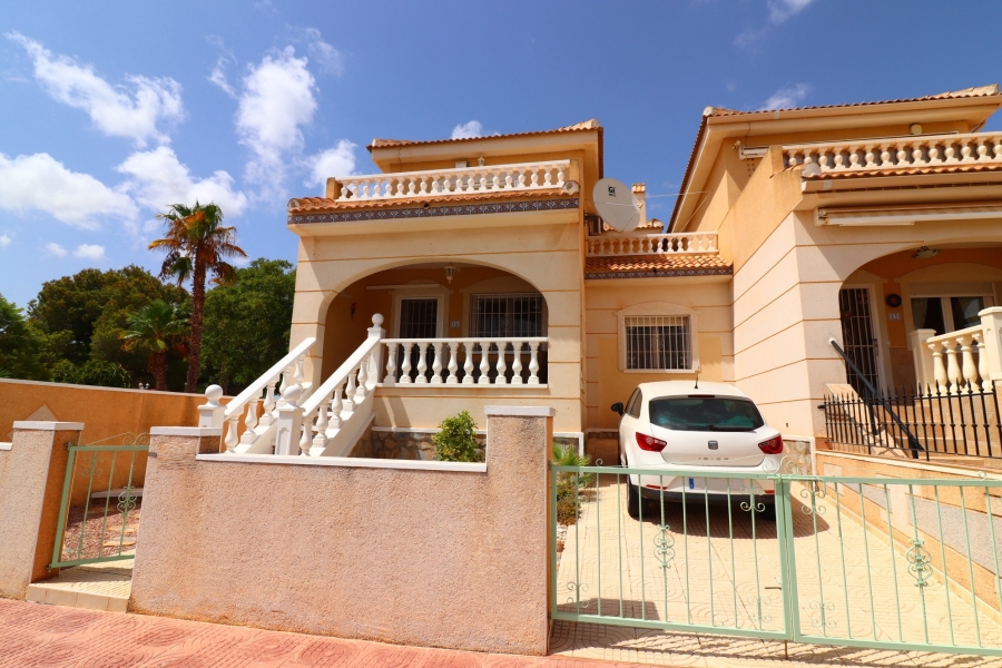 Re-Sale - Townhouse - Benijofar - Monte Azul