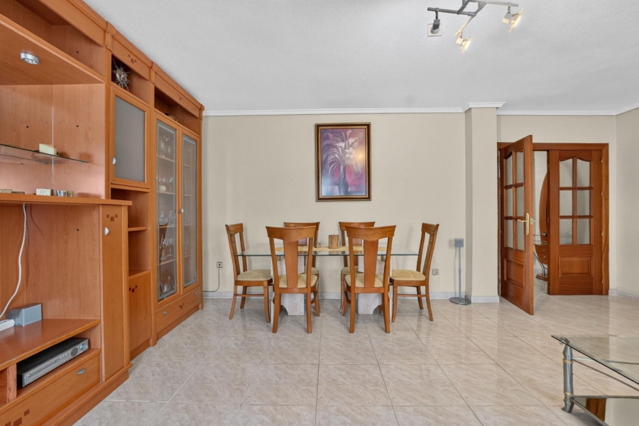 Re-Sale - Apartment - Torrevieja - Torrevieja - Centre
