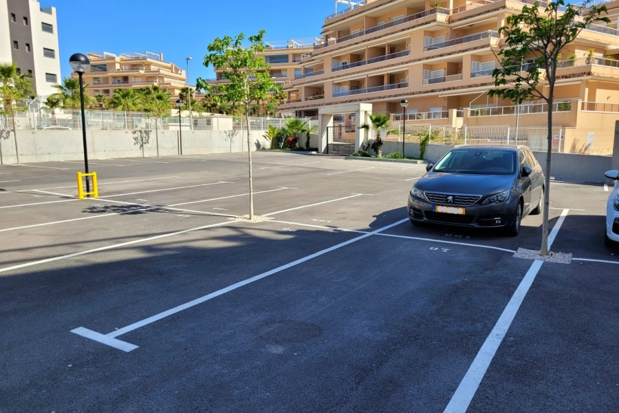 Re-Sale - Apartment - Orihuela Costa - Villamartin