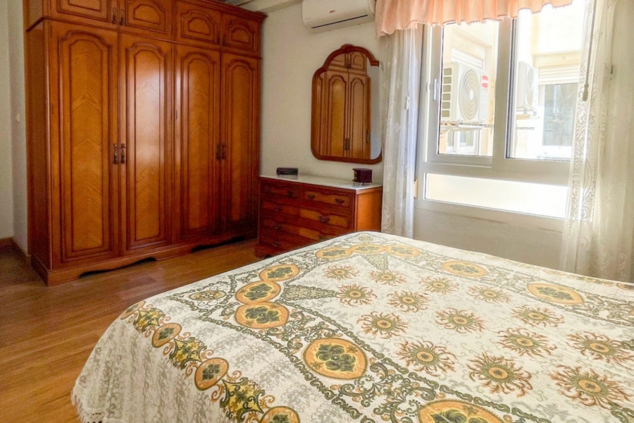 Re-Sale - Apartment - Torrevieja - Playa Acequion