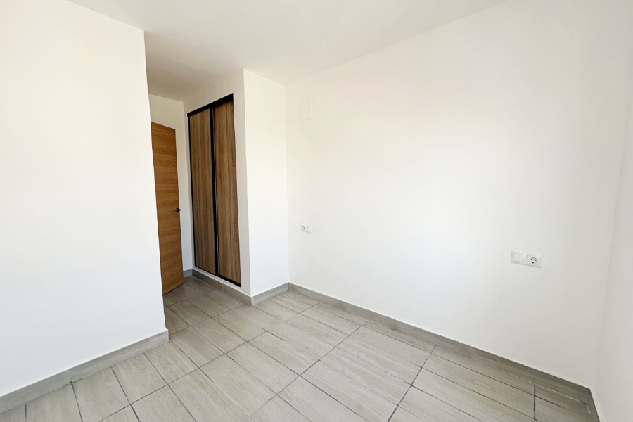 Re-Sale - Apartment - Torrevieja - Torrevieja - Centre