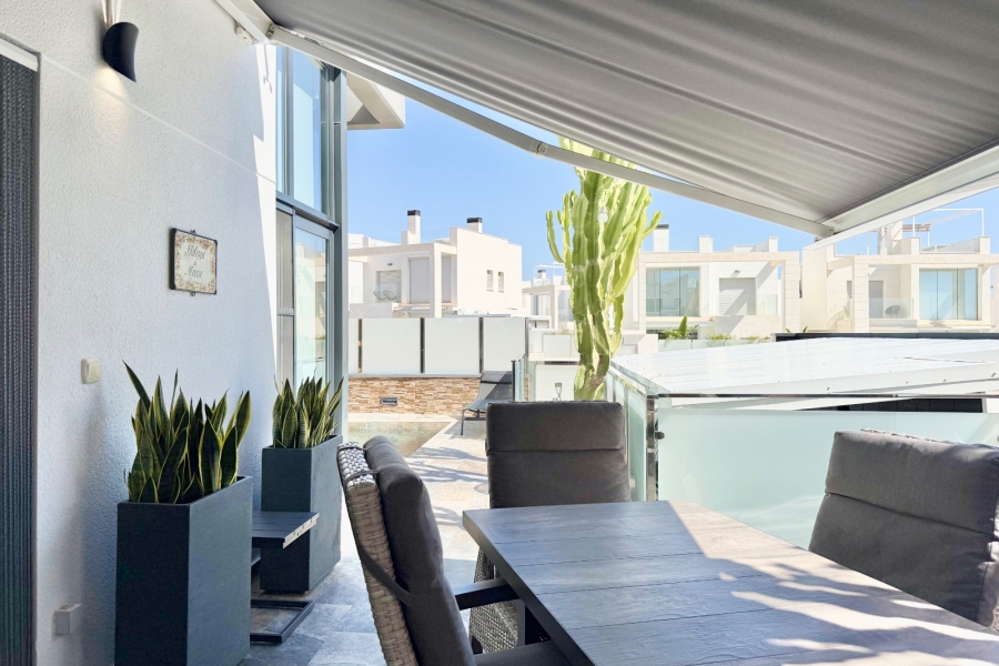 Re-Sale - Detached Villa - Orihuela Costa - Lomas de Cabo Roig