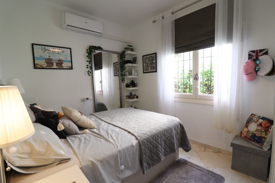 Re-Sale - Detached Villa - Orihuela Costa - Villamartin