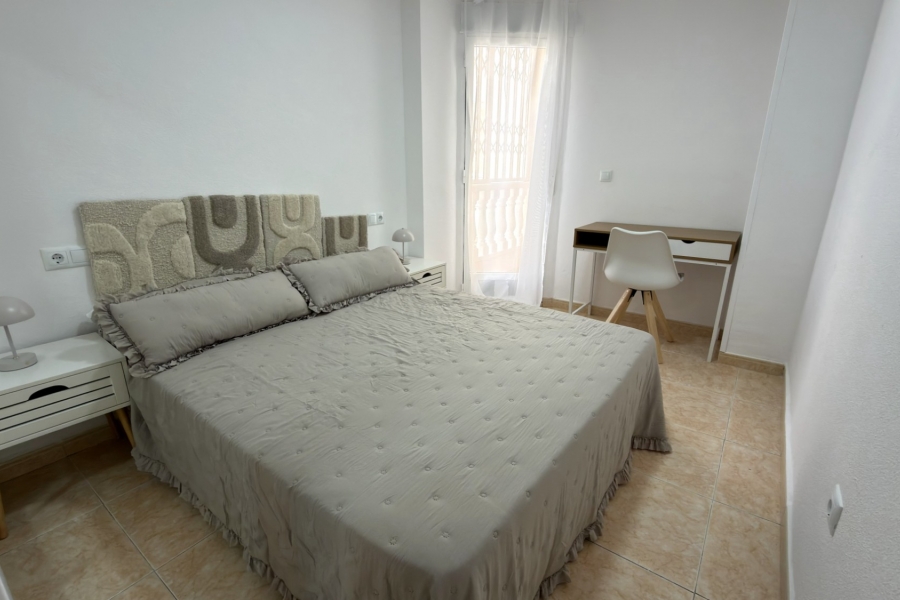 Re-Sale - Apartment - Torrevieja - Torrevieja - Centre