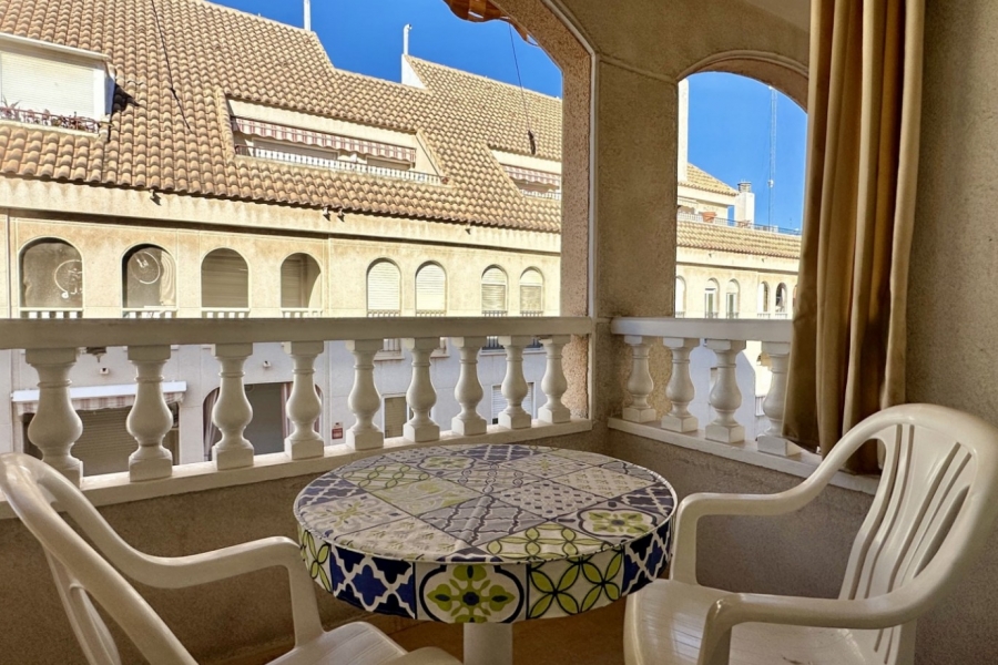 Re-Sale - Apartment - Torrevieja - Playa Los Naufragos