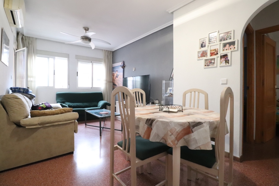 Re-Sale - Apartment - Torrevieja - Torrevieja - Centre