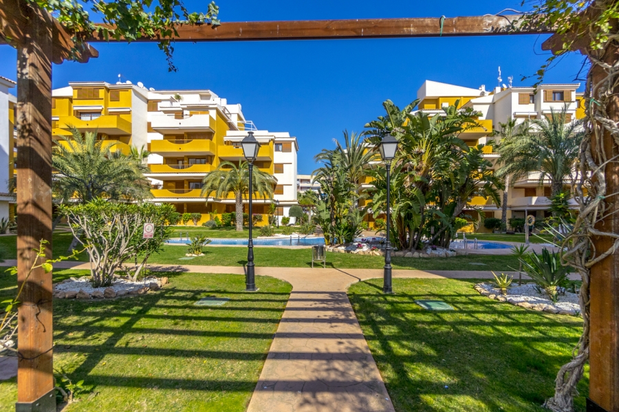 Re-Sale - Apartment - Orihuela Costa - Punta Prima