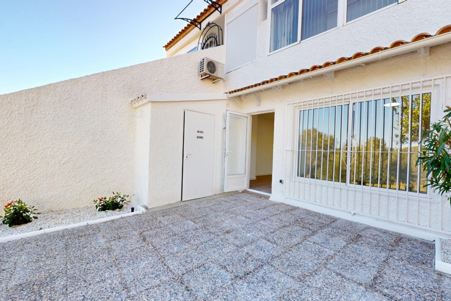 Re-Sale - Bungalow - Orihuela Costa - Villamartin