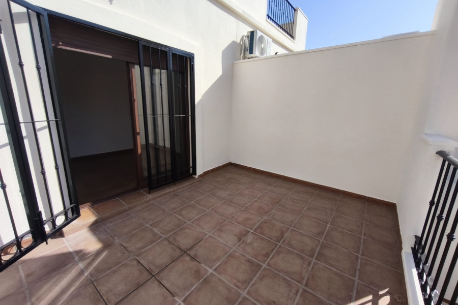 Re-Sale - Semi Detached Villa - Algorfa - La Finca Golf Resort