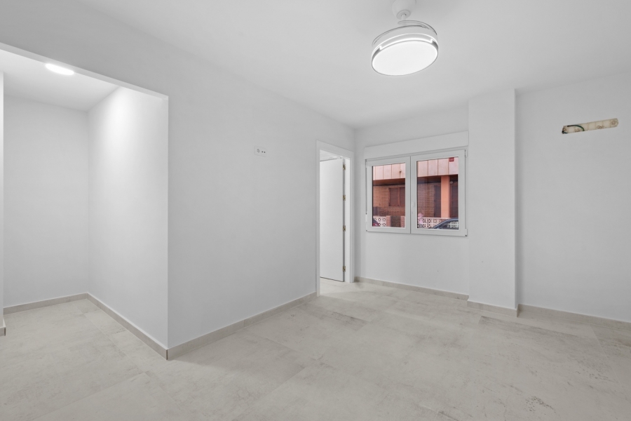 Re-Sale - Apartment - Torrevieja - Playa Acequion