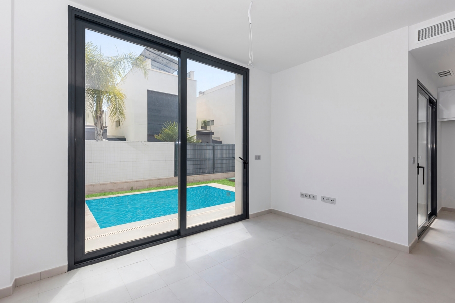 Re-Sale - Detached Villa - Orihuela Costa - Villamartin