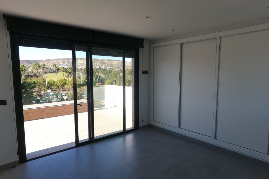 Re-Sale - Detached Villa - Algorfa - La Finca Golf Resort