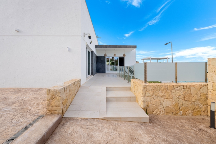 Re-Sale - Detached Villa - Algorfa - Lomas de La Juliana