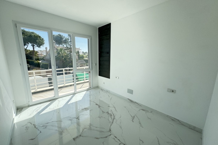 Re-Sale - Detached Villa - Orihuela Costa - Los Balcones