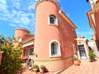Re-Sale - Detached Villa - Orihuela Costa - Playa Flamenca