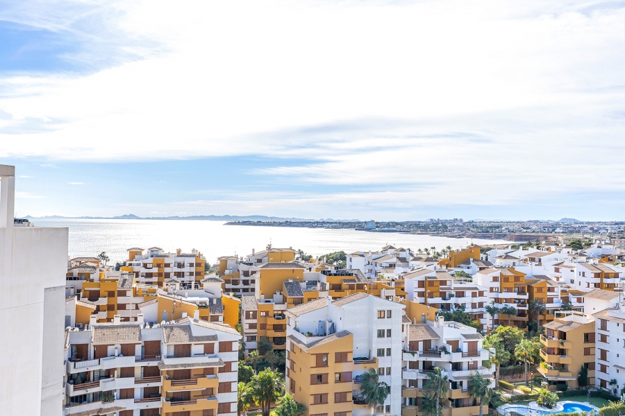 Re-Sale - Apartment - Orihuela Costa - Punta Prima