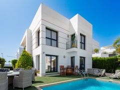 Vrijstaande Villa - Wederverkoop - Ciudad Quesada - Doña Pepa