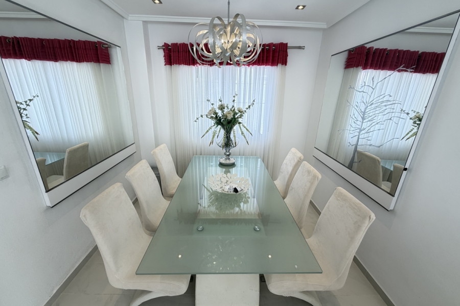 Re-Sale - Detached Villa - San Miguel de Salinas - Lake View Mansions