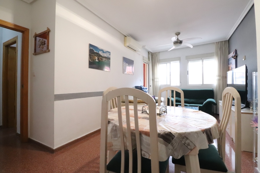 Re-Sale - Apartment - Torrevieja - Torrevieja - Centre