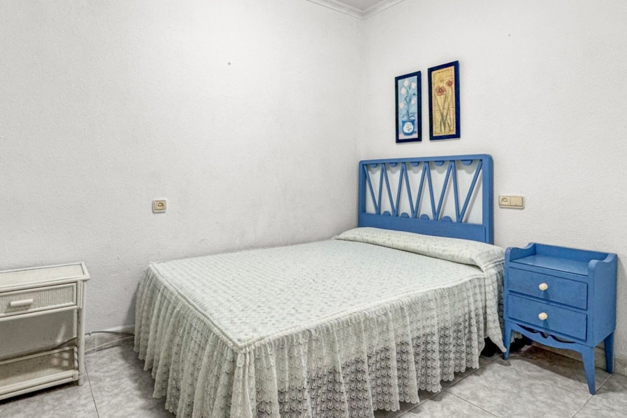 Re-Sale - Apartment - Torrevieja - Playa Los Locos