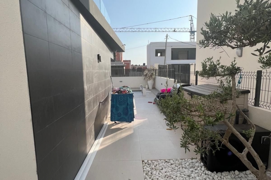 Re-Sale - Detached Villa - Algorfa - La Finca Golf Resort