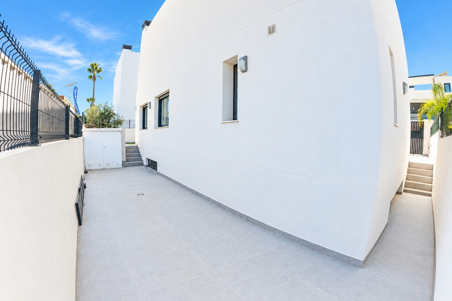 Re-Sale - Detached Villa - Algorfa - La Finca Golf Resort